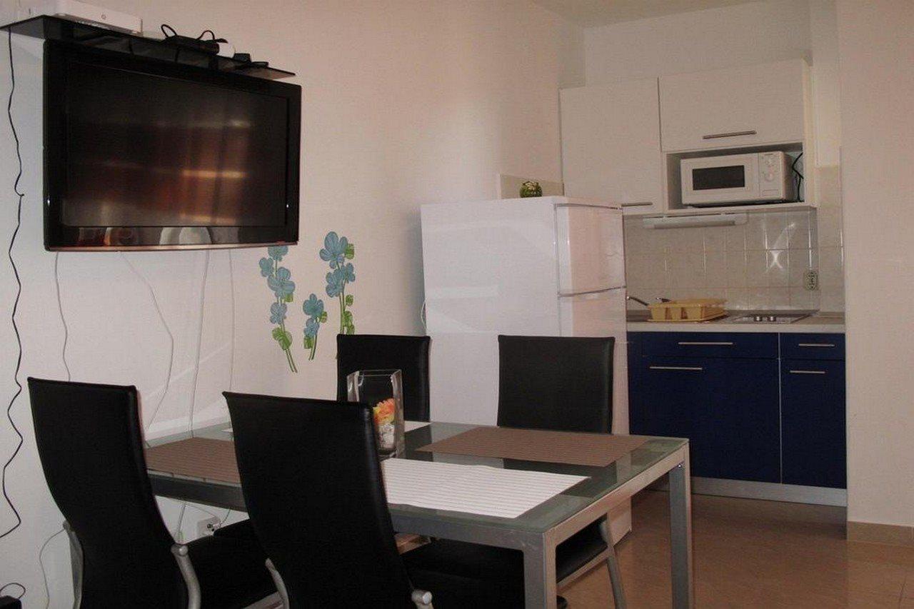 Apartments Mia Стари Град Екстериор снимка