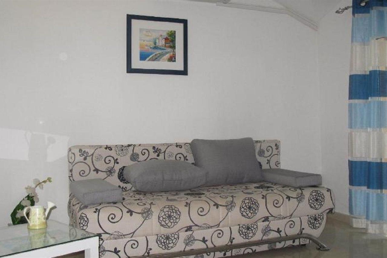 Apartments Mia Стари Град Екстериор снимка